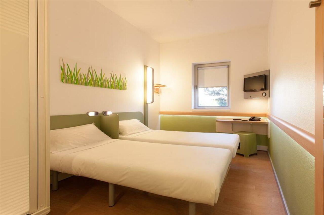 Hotel ibis Budget Porto Gaia Vila Nova de Gaia Buitenkant foto