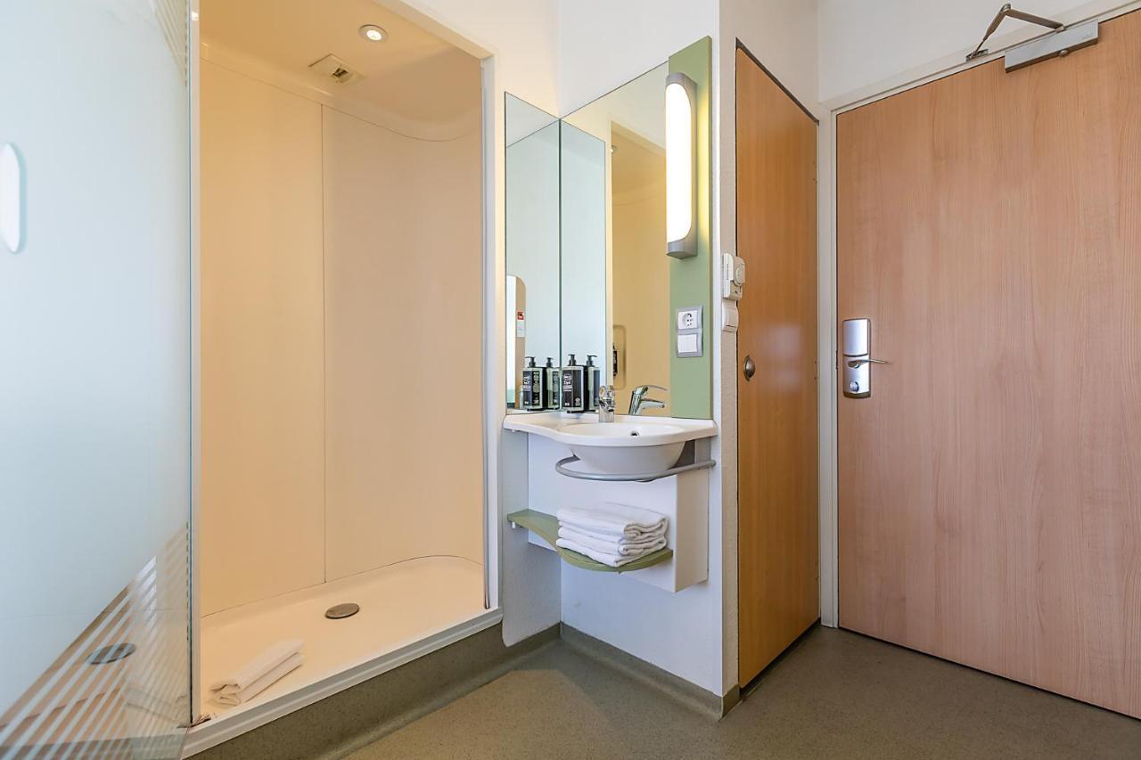 Hotel ibis Budget Porto Gaia Vila Nova de Gaia Buitenkant foto