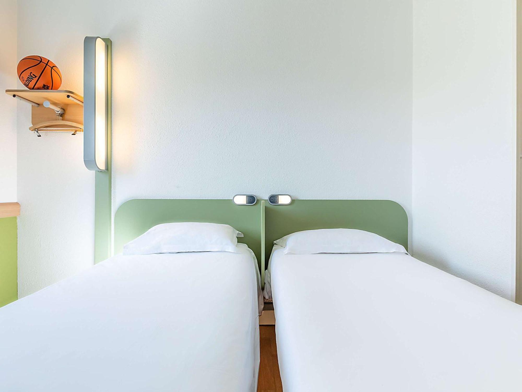 Hotel ibis Budget Porto Gaia Vila Nova de Gaia Buitenkant foto