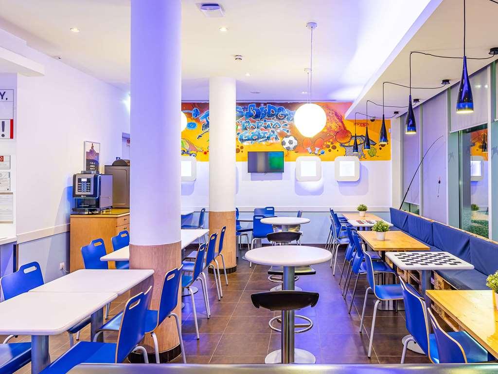 Hotel ibis Budget Porto Gaia Vila Nova de Gaia Restaurant foto