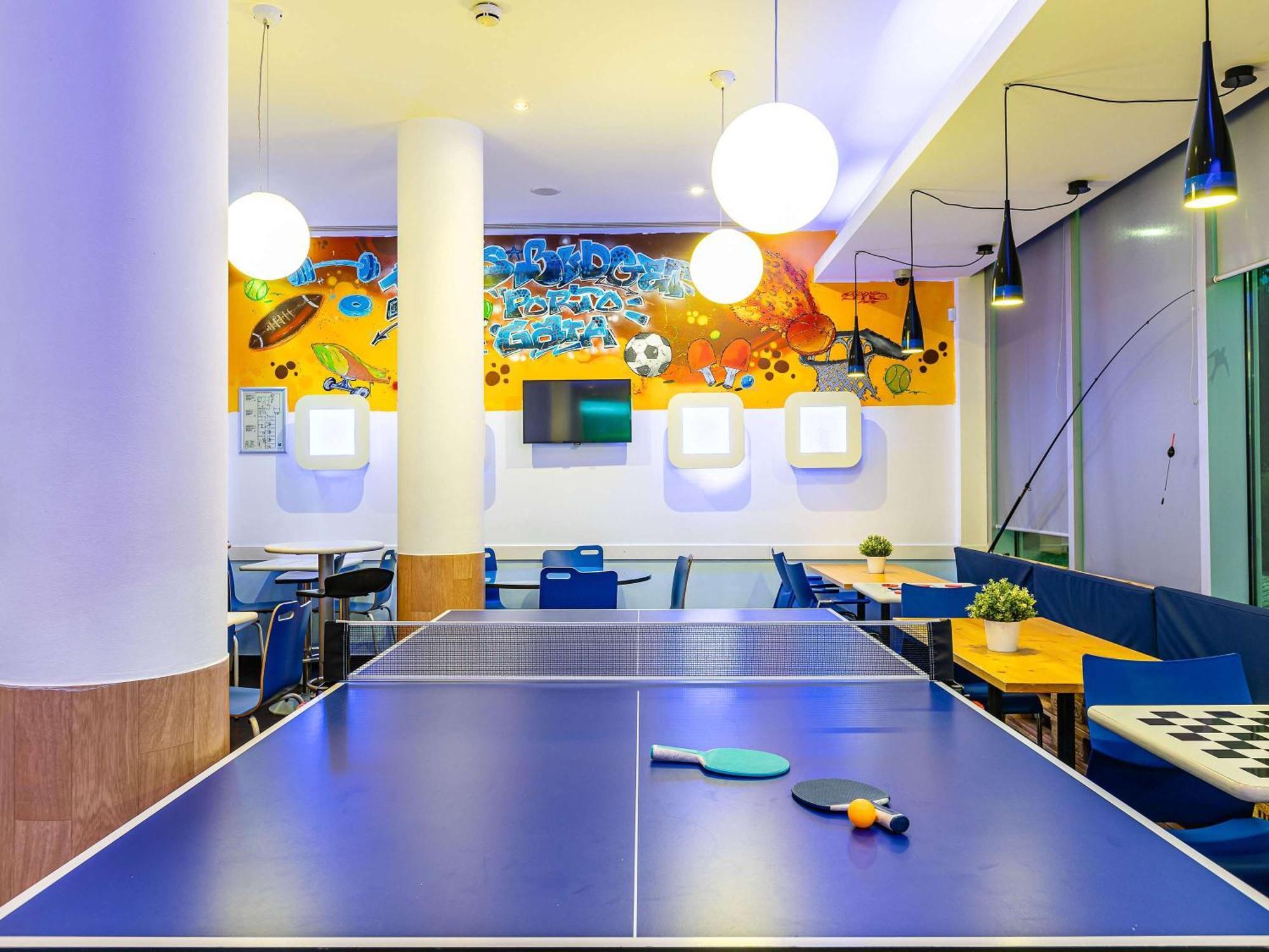 Hotel ibis Budget Porto Gaia Vila Nova de Gaia Buitenkant foto
